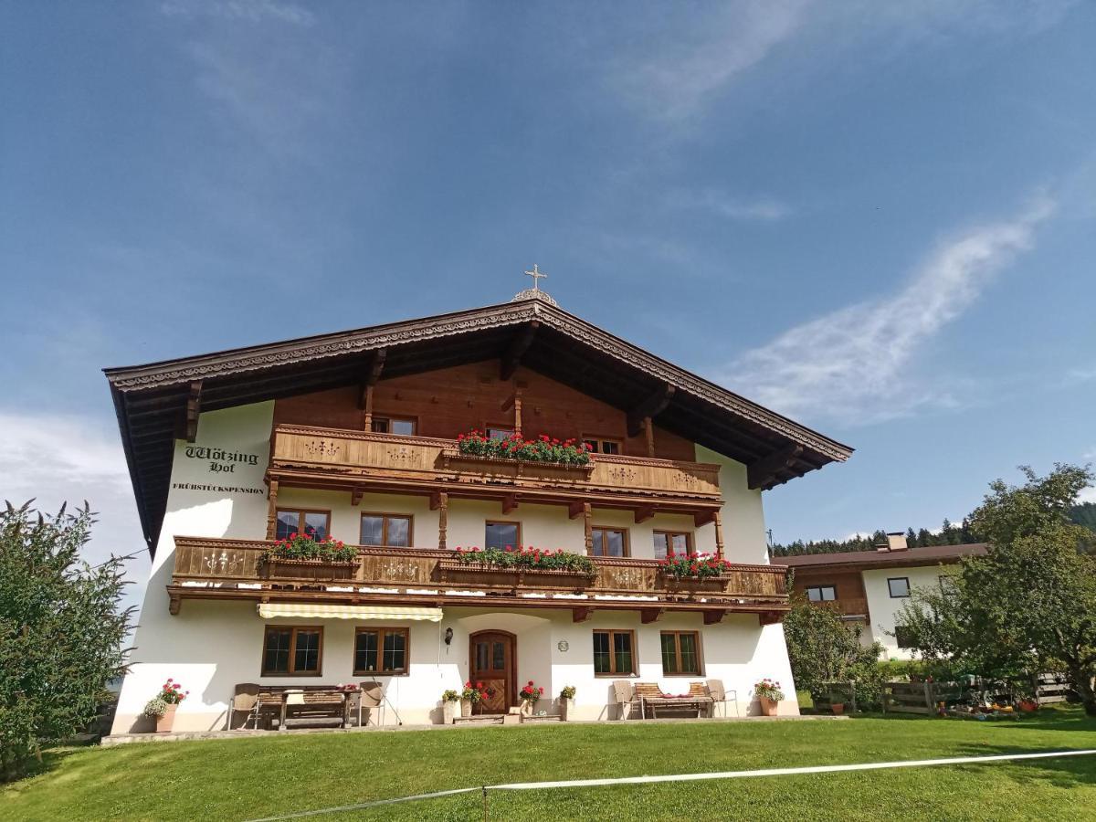 Pension Woetzinghof Kirchberg in Tirol Buitenkant foto